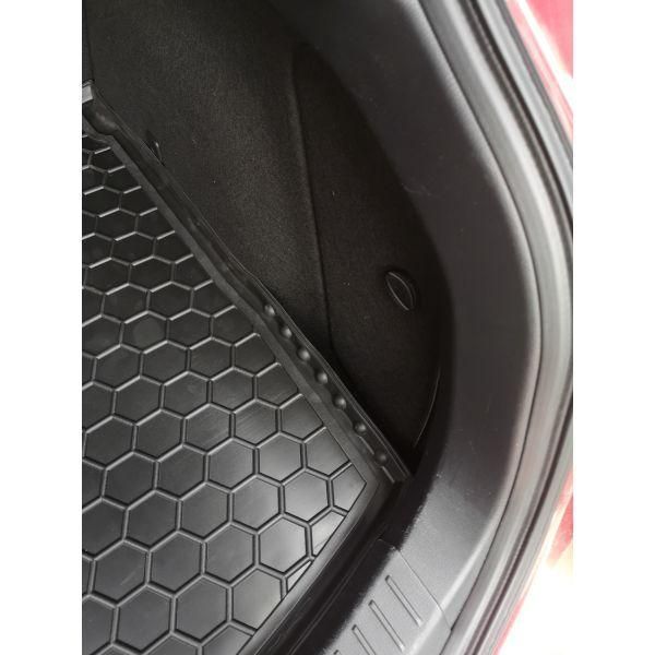 Коврик в багажник резиновый для Mazda 3/ Мазда 3 2014- Hatchback 111288 фото
