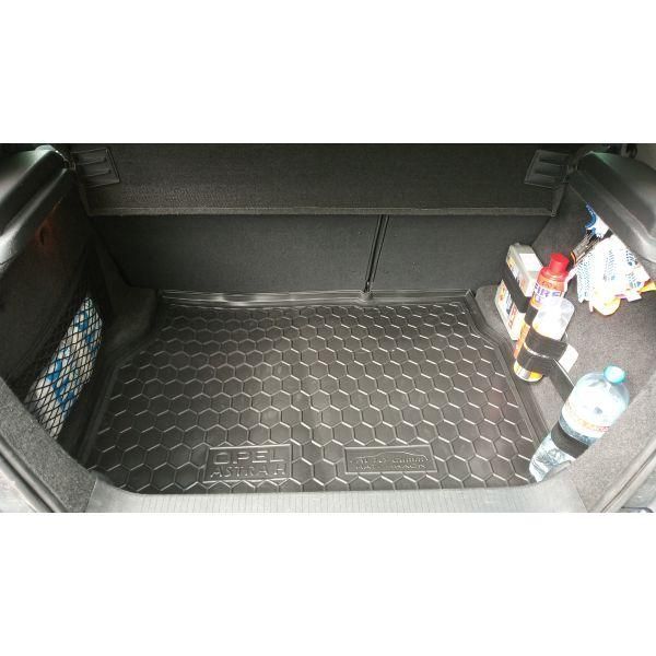 Коврик в багажник резиновый для Opel Astra (H) 2004- hatchback /Опель Астра Х 111333 фото