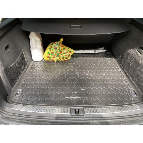 Коврик в багажник резиновый для Audi A4 (B6/B7)/ Ауди A4 (B6/B7) 2000-2007 Universal 111625 фото