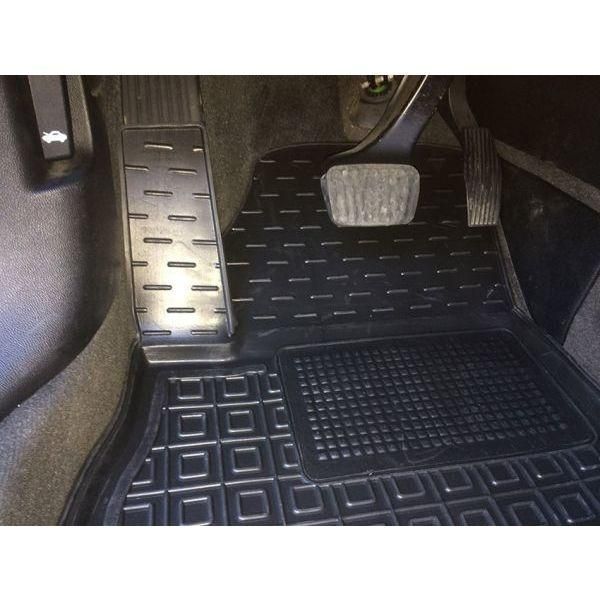 Килимки в салон автогум для Chevrolet Volt 2011-2015 / Шевролет Вольт 11629 фото