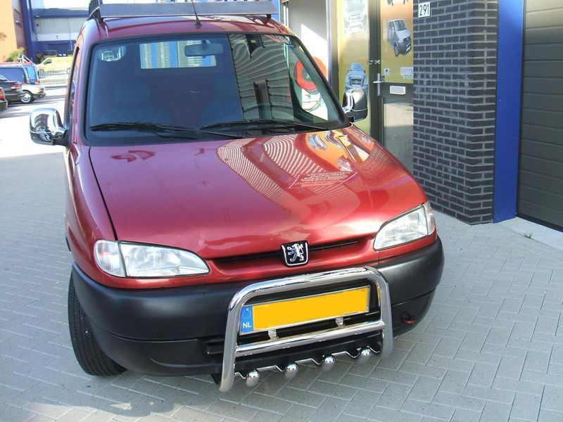 Кенгурятник передняя защита для Peugeot Partner 1996-2008+ AUG0159 фото