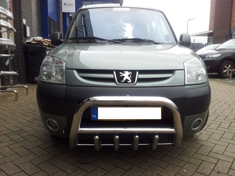 Кенгурятник передняя защита для Peugeot Partner 1996-2008+ AUG0159 фото