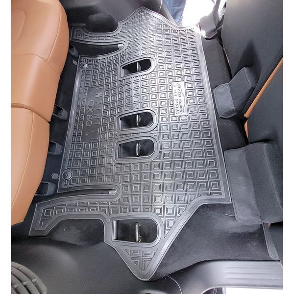 Килимки в салон автогум для INFINITI Y62 (QX56, QX80) (2010) (3-й ряд)/Инфинити 11909 фото