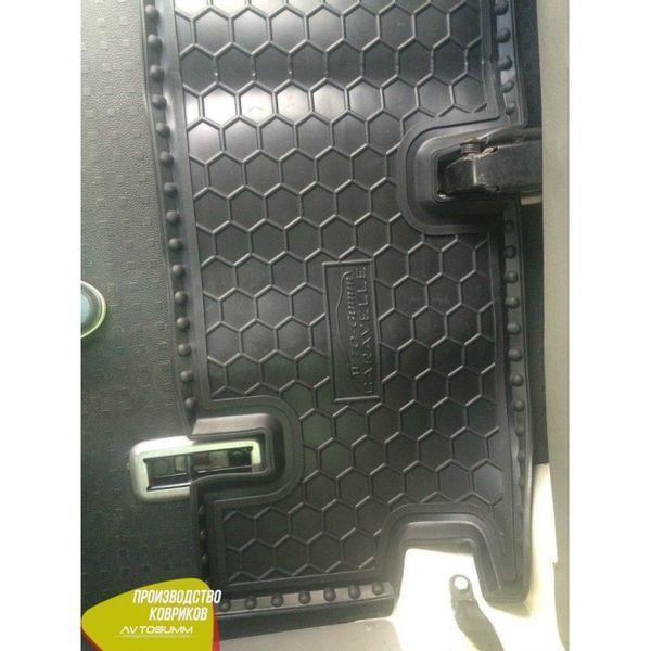 Коврики в салон автогум для Volkswagen T5 Caravelle 2003-2020 / Фольксваген Т5 (3-й ряд) 11508 фото