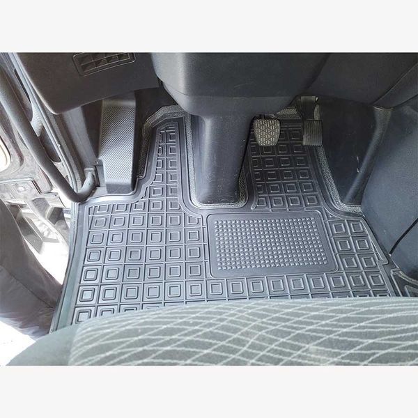 Килимки в салон автогум для Mercedes Actros 2011-2018 Рівна підлога / Мерседес Акторс 11931 фото