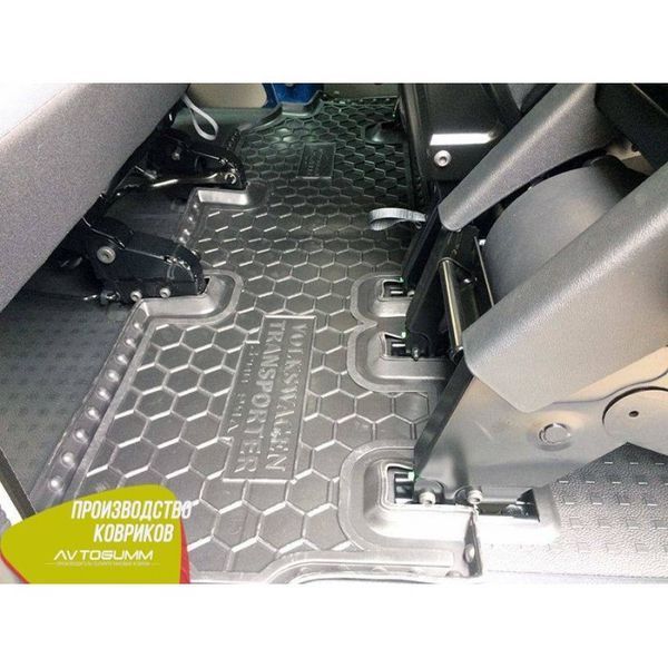 Коврики в салон автогум для Volkswagen T5 Caravelle 2003-2020 / Фольксваген Т5 3-й ряд 11528 фото