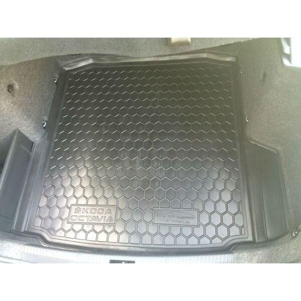 Килимок в багажник гумовий для Skoda Octavia/Шкода Октавія A7 2013 - Liftback / Ліфтбек 111382 фото