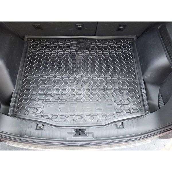 Коврик в багажник резиновый для Kuga / Escape HYBRID (2020+) 112130 фото