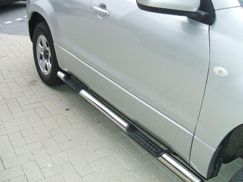 Боковая защита пороги трубы Suzuki Grand Vitara 1997-2005 кенгурятник защита бампера дуги пороги AUG0640 фото